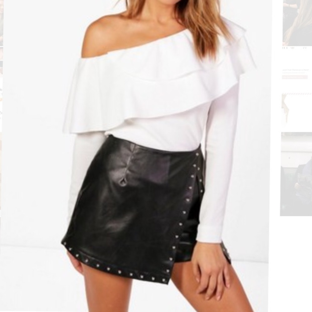 Boohoo White Frill Ruffle Off Shoulder Blouse Top